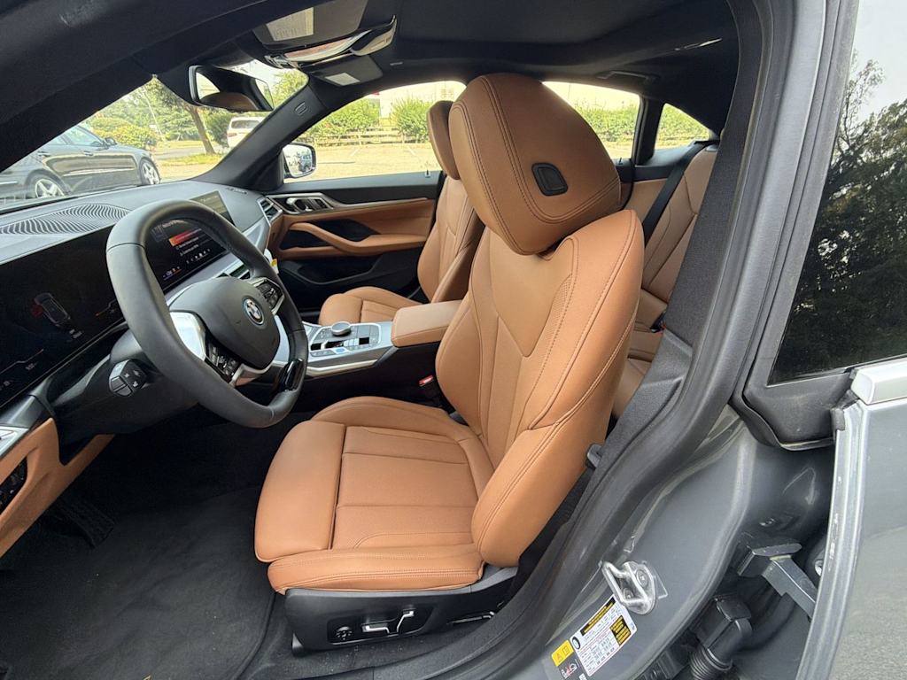 Thumbnail: 2026 BMW i4 - 10