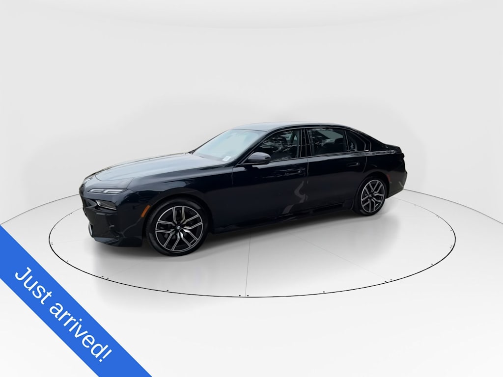 Thumbnail: 2026 BMW i7 - 24