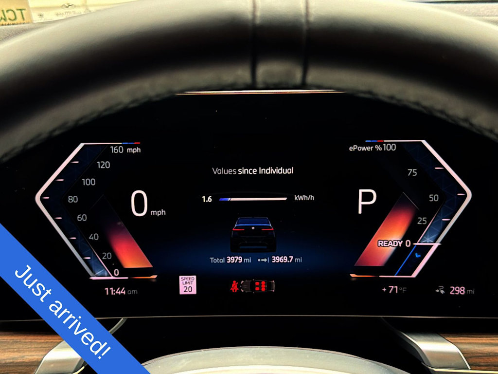 Thumbnail: 2026 BMW i7 - 17