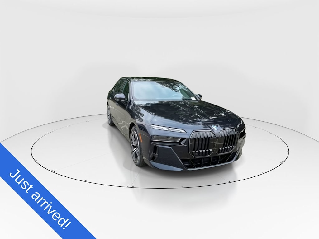 Thumbnail: 2026 BMW i7 - 22