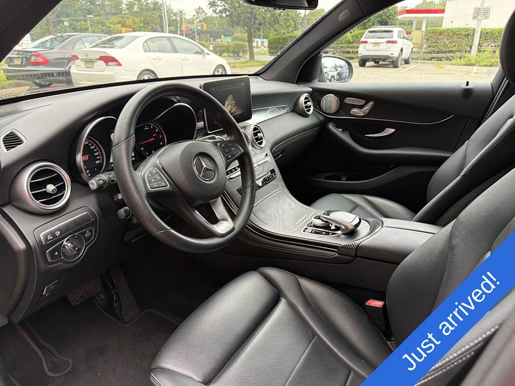 Thumbnail: 2018 Mercedes-Benz GLC - 2