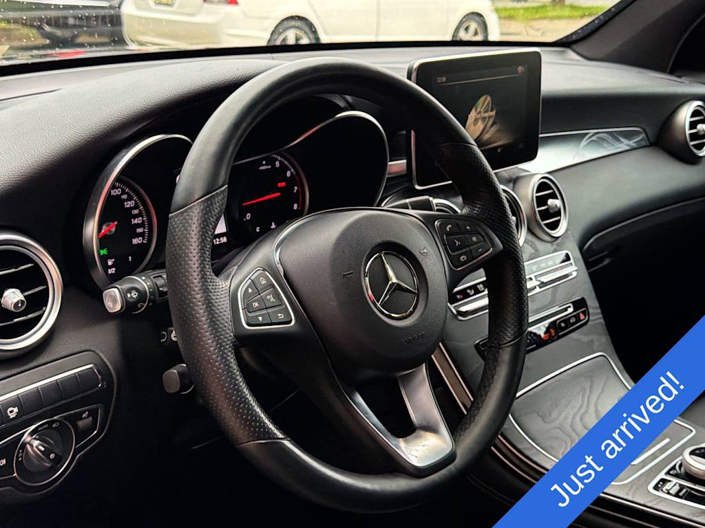 Thumbnail: 2018 Mercedes-Benz GLC - 14