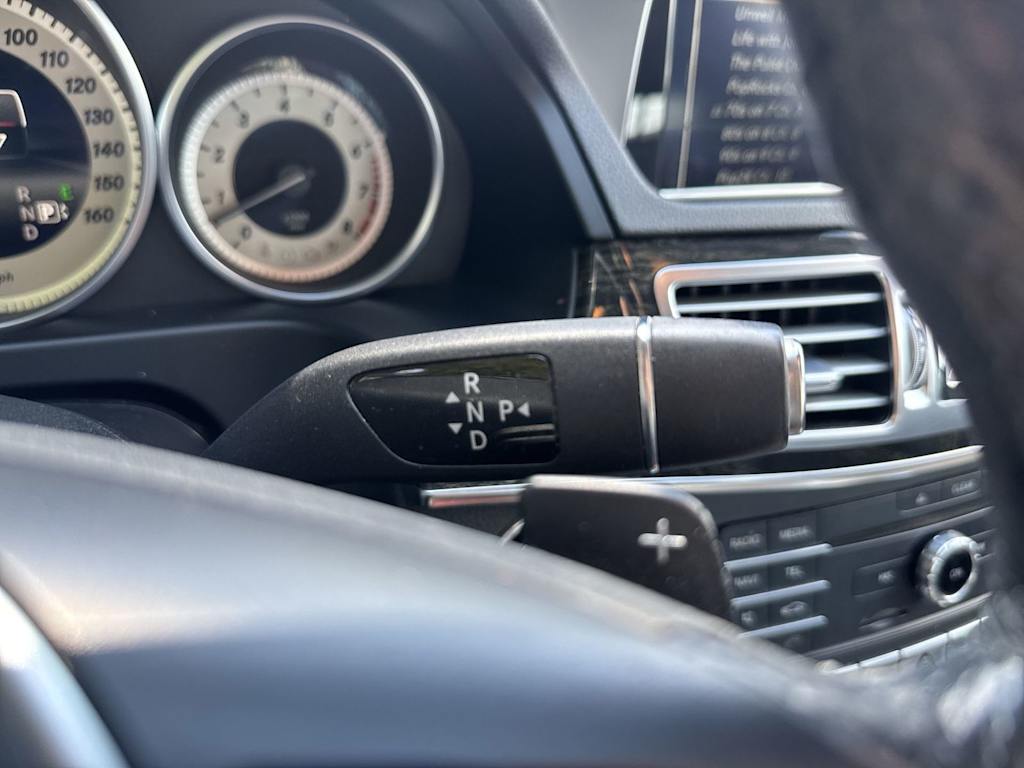 Thumbnail: 2016 Mercedes-Benz E-Class - 23