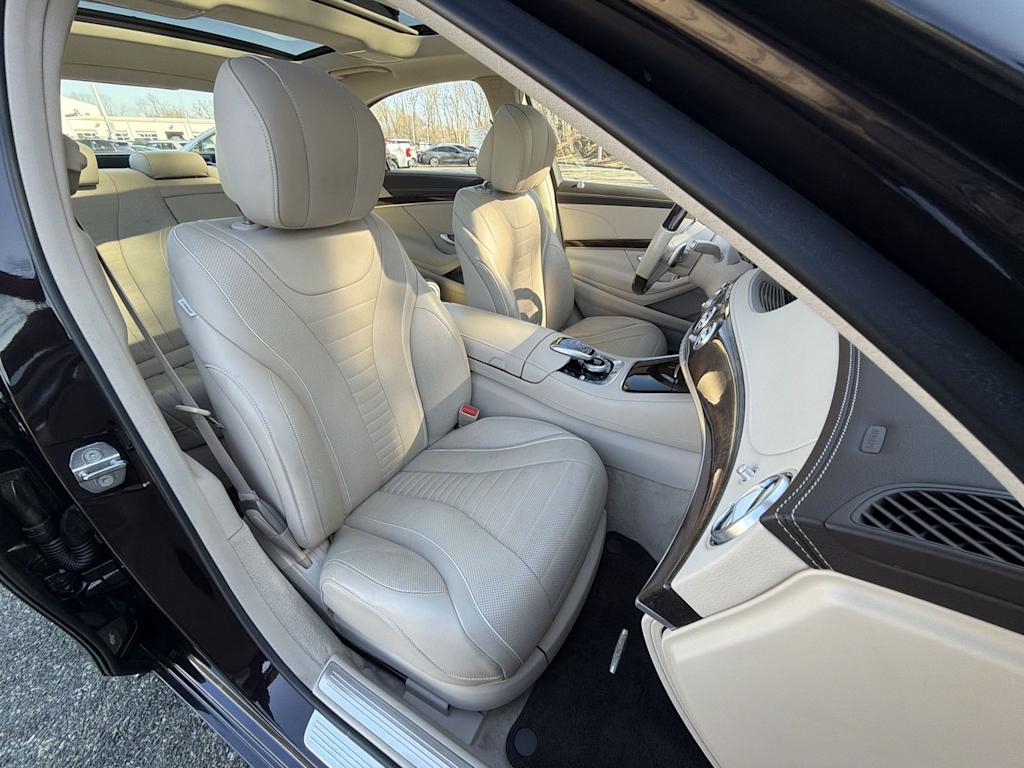 Thumbnail: 2019 Mercedes-Benz S-Class - 28