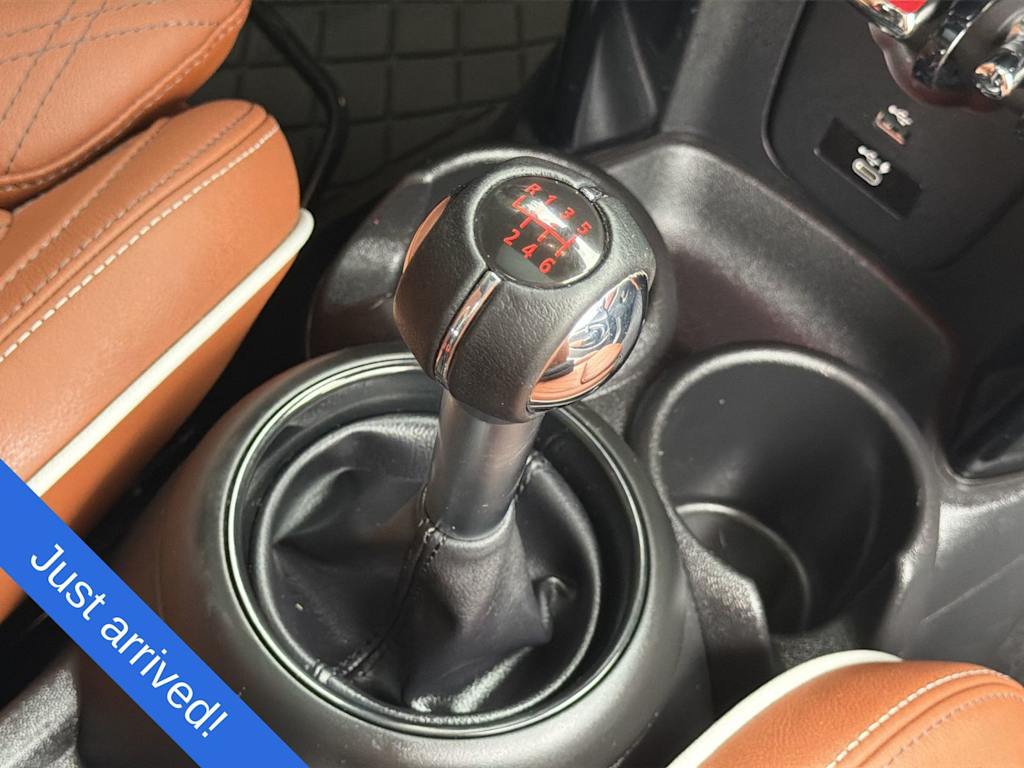 Thumbnail: 2022 MINI Cooper - 15