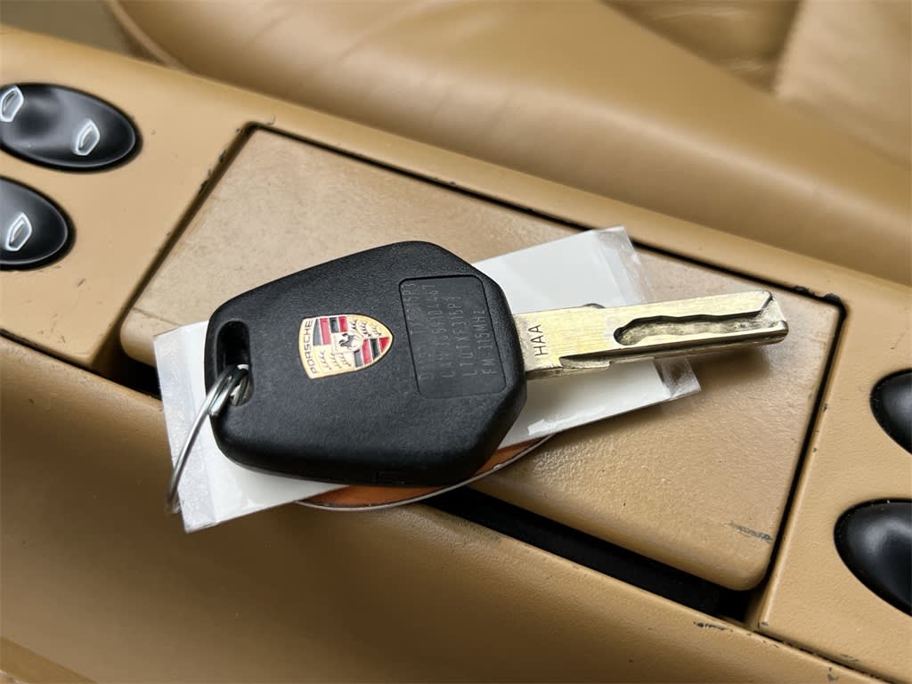 Thumbnail: 2003 Porsche 911 - 28