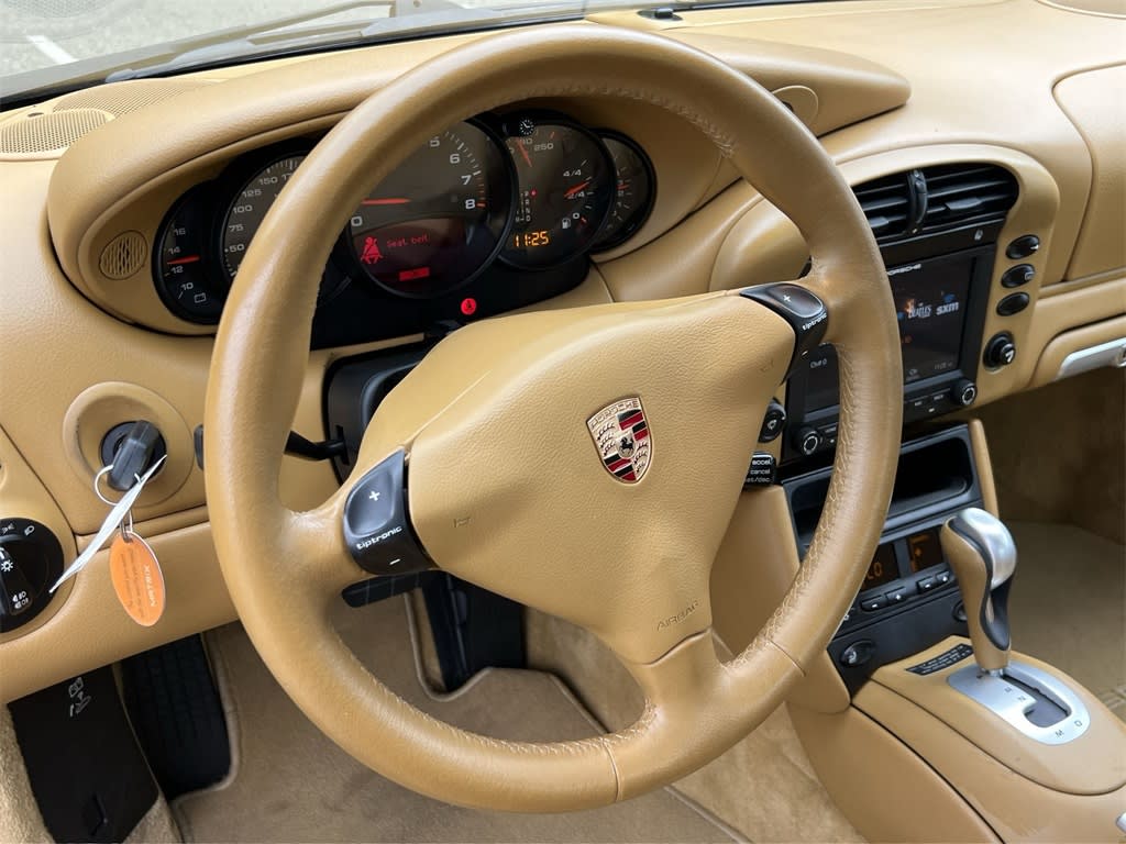 Thumbnail: 2003 Porsche 911 - 13