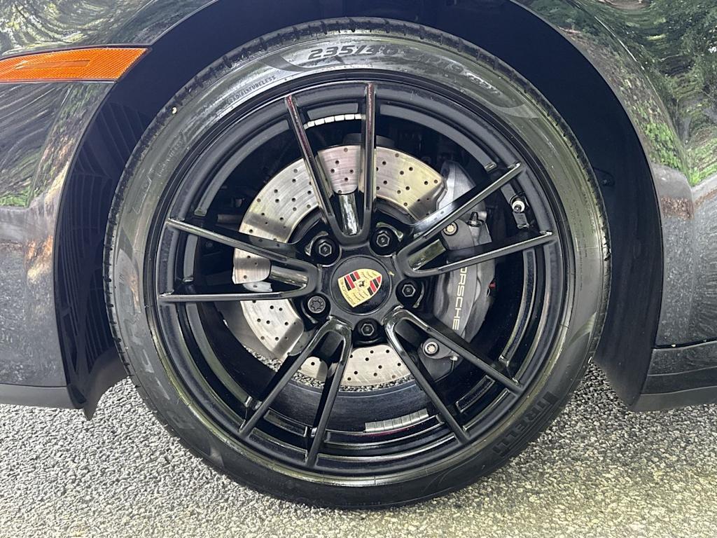 Thumbnail: 2025 Porsche 911 - 8