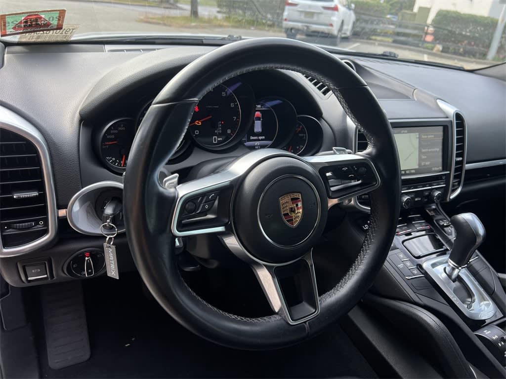 Thumbnail: 2016 Porsche Cayenne - 14