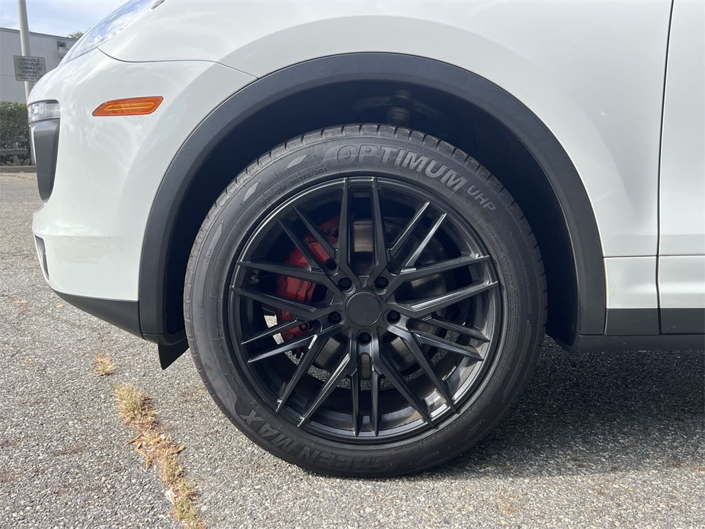 Thumbnail: 2016 Porsche Cayenne - 8