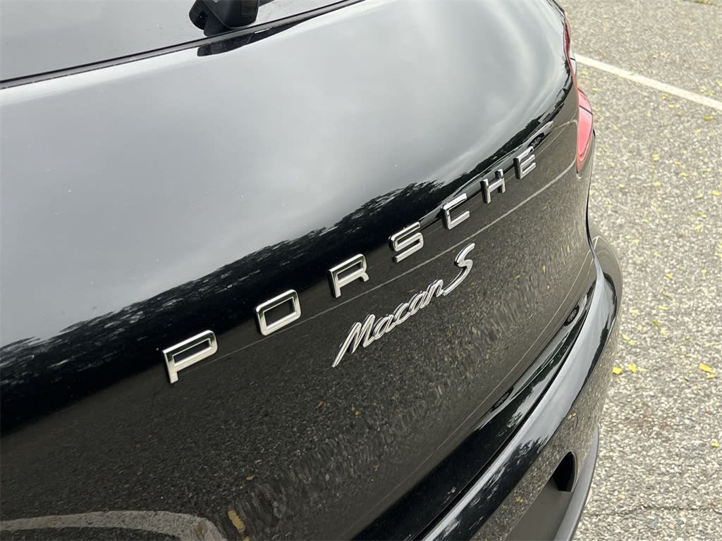 Thumbnail: 2018 Porsche Macan - 7