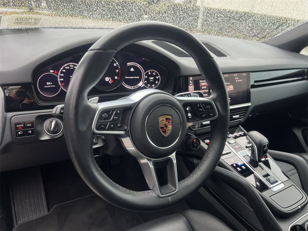 Thumbnail: 2021 Porsche Cayenne - 10