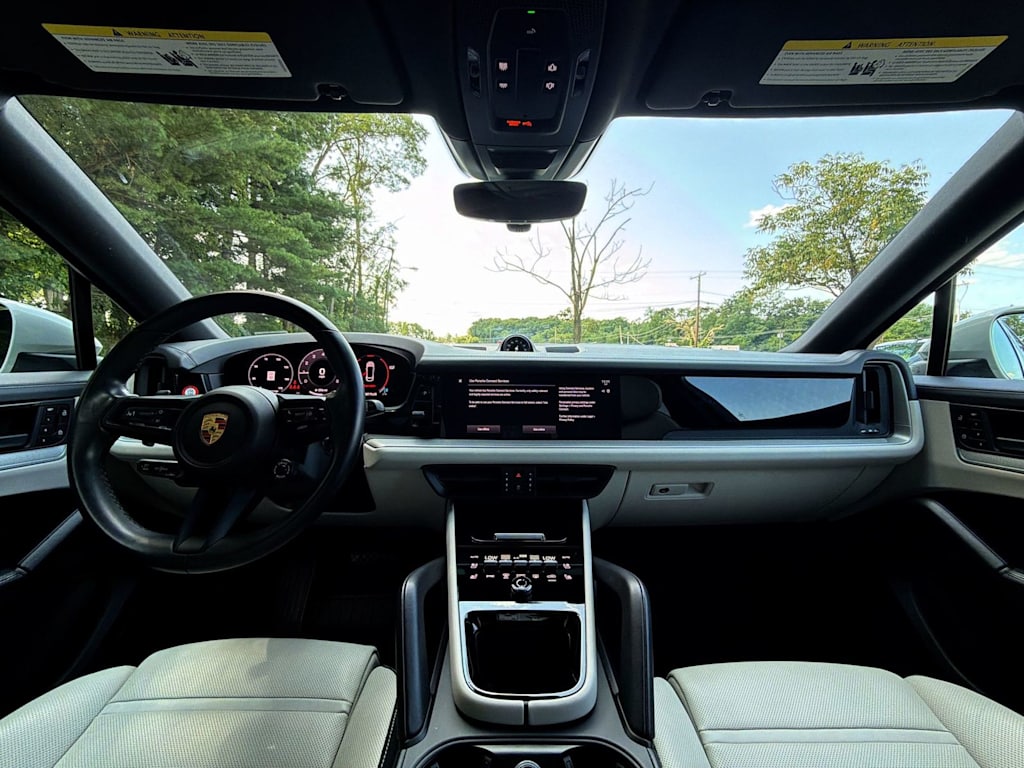 Thumbnail: 2024 Porsche Cayenne - 10