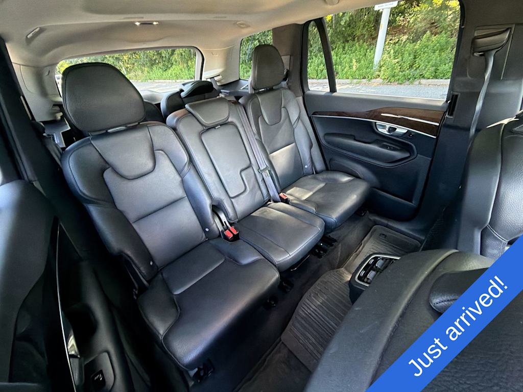 Thumbnail: 2019 Volvo XC90 - 28