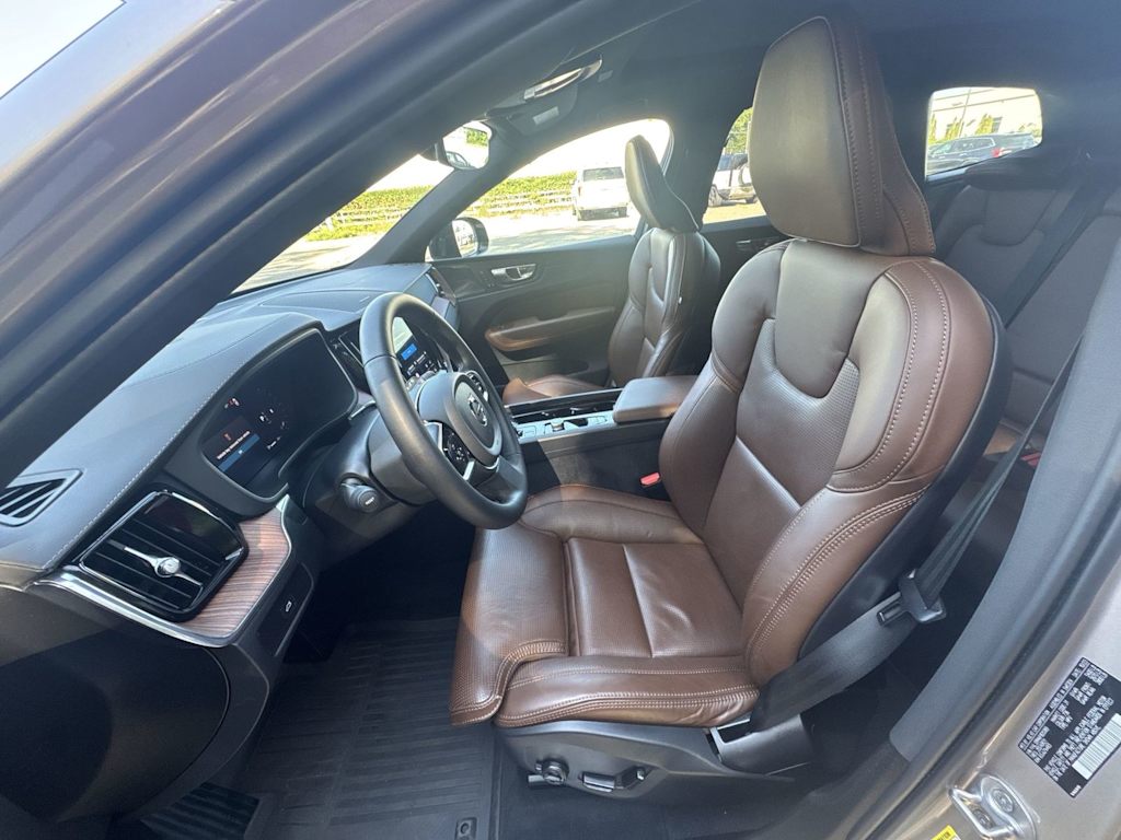 Thumbnail: 2024 Volvo XC60 - 11