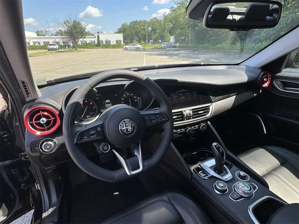 Thumbnail: 2020 Alfa Romeo Giulia - 2