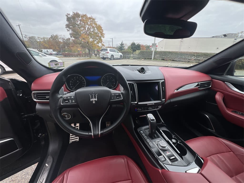 Thumbnail: 2019 Maserati Levante - 2