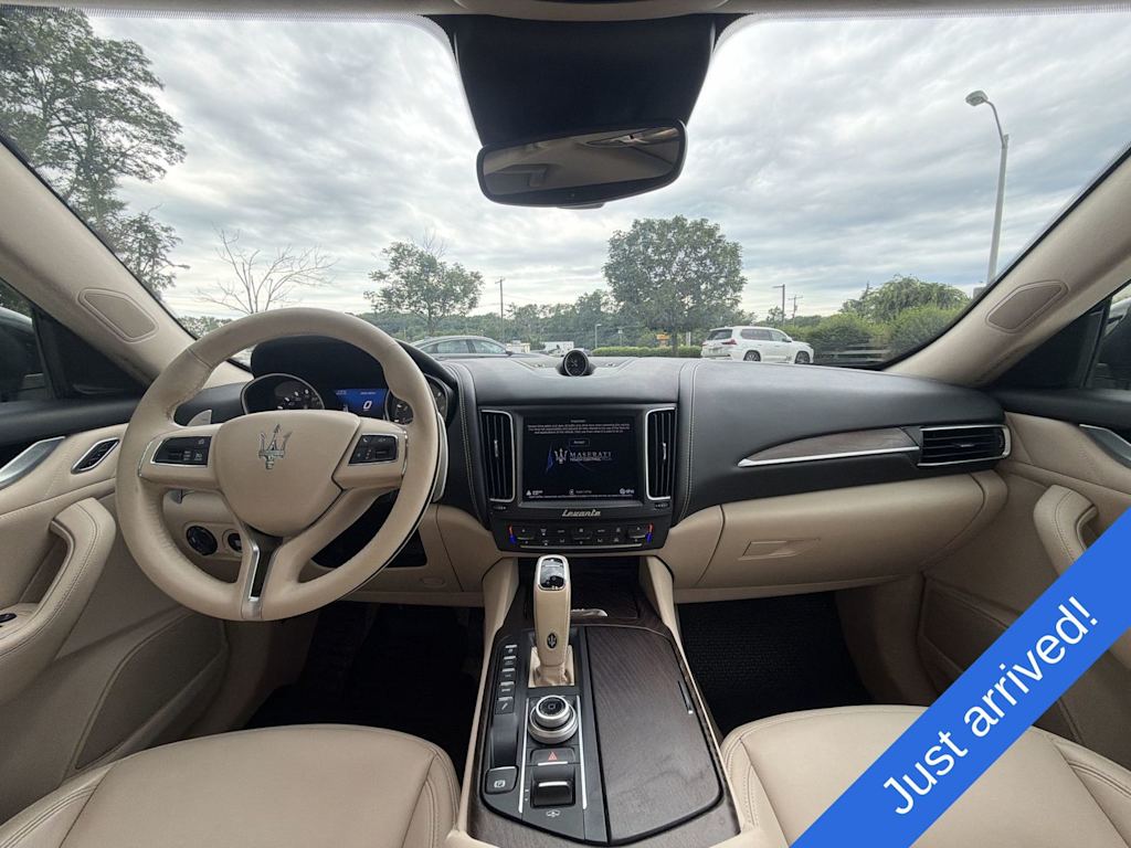 Thumbnail: 2020 Maserati Levante - 2