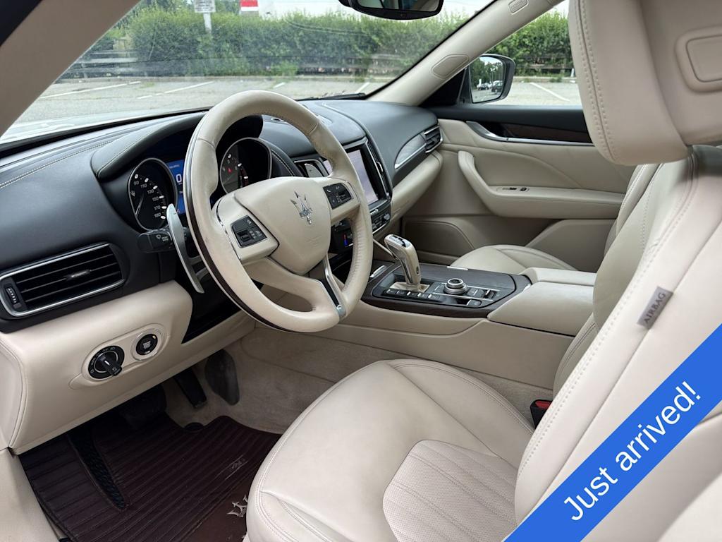 Thumbnail: 2020 Maserati Levante - 11