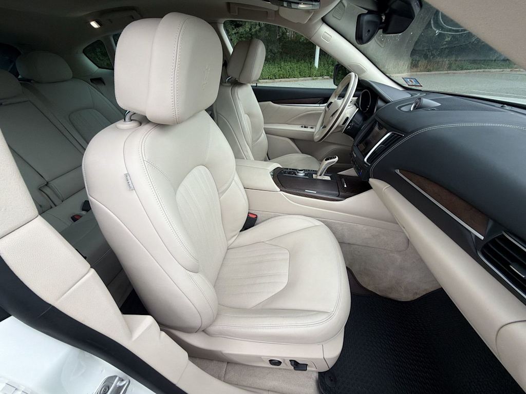 Thumbnail: 2020 Maserati Levante - 28
