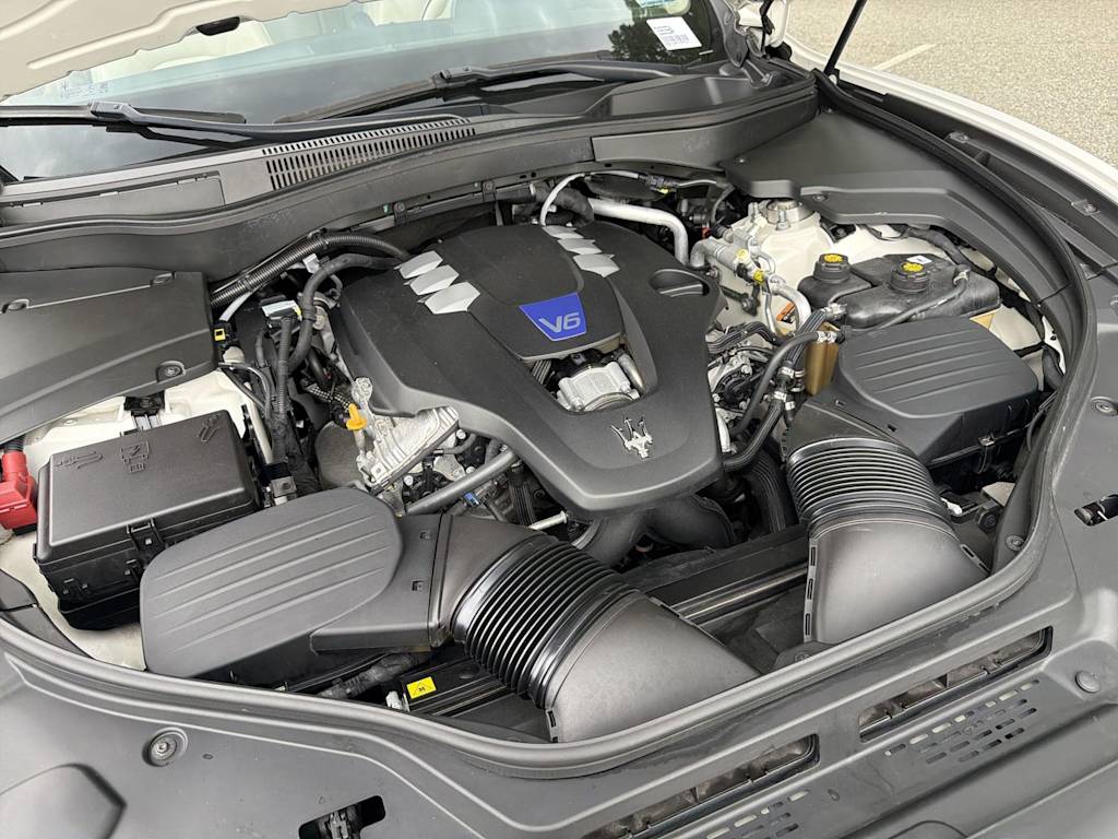 Thumbnail: 2020 Maserati Levante - 9