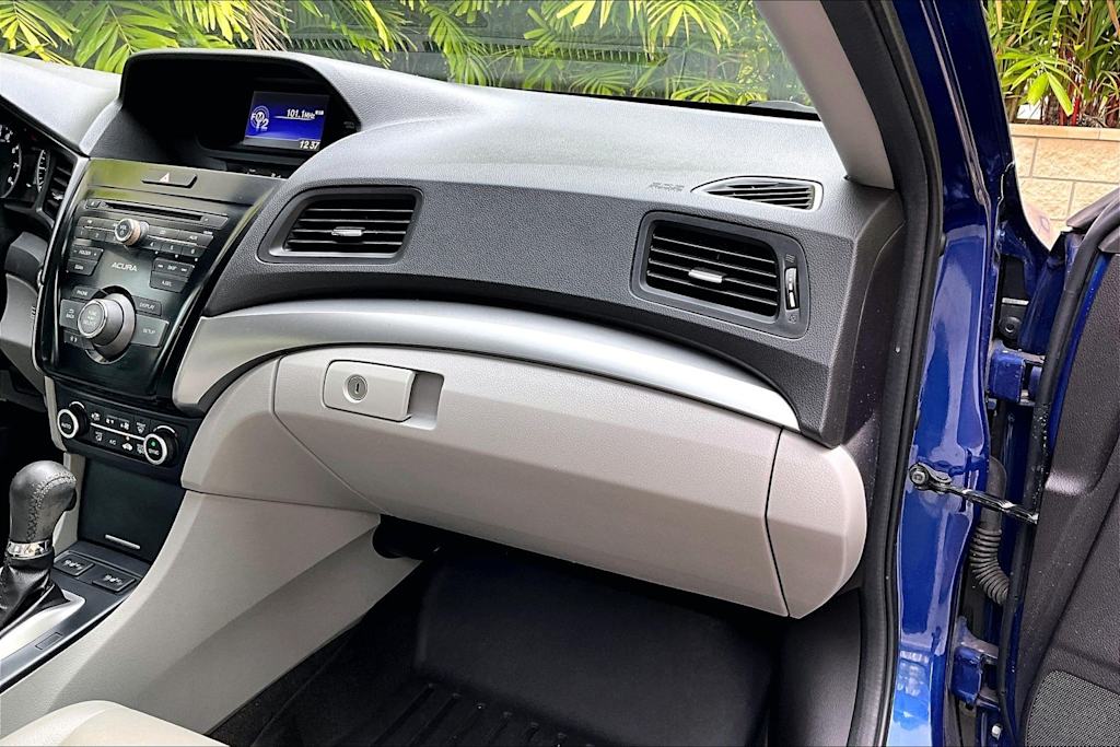 Thumbnail: 2016 Acura ILX - 24