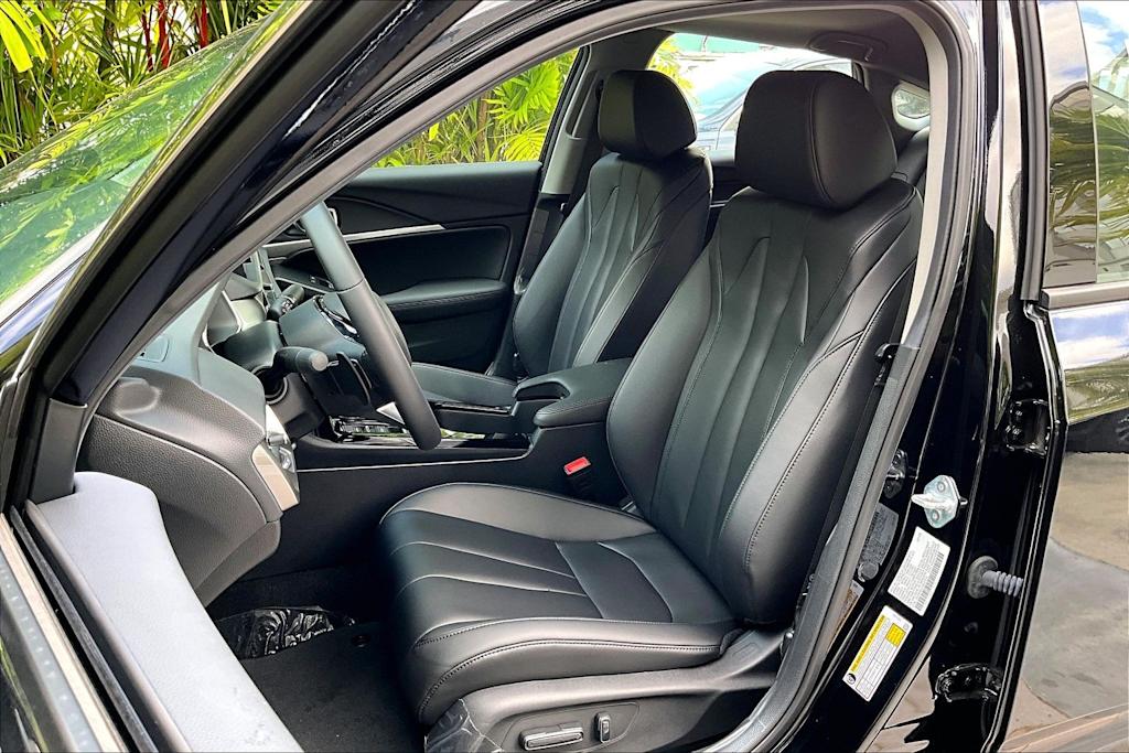 Thumbnail: 2025 Acura Integra - 10