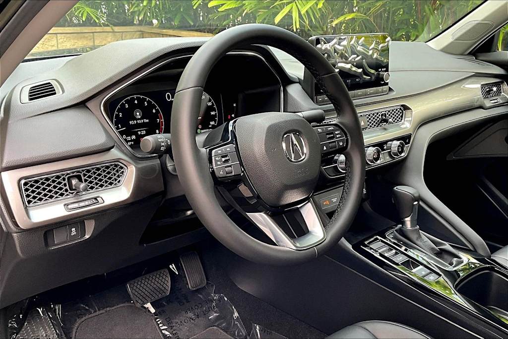 Thumbnail: 2025 Acura Integra - 2