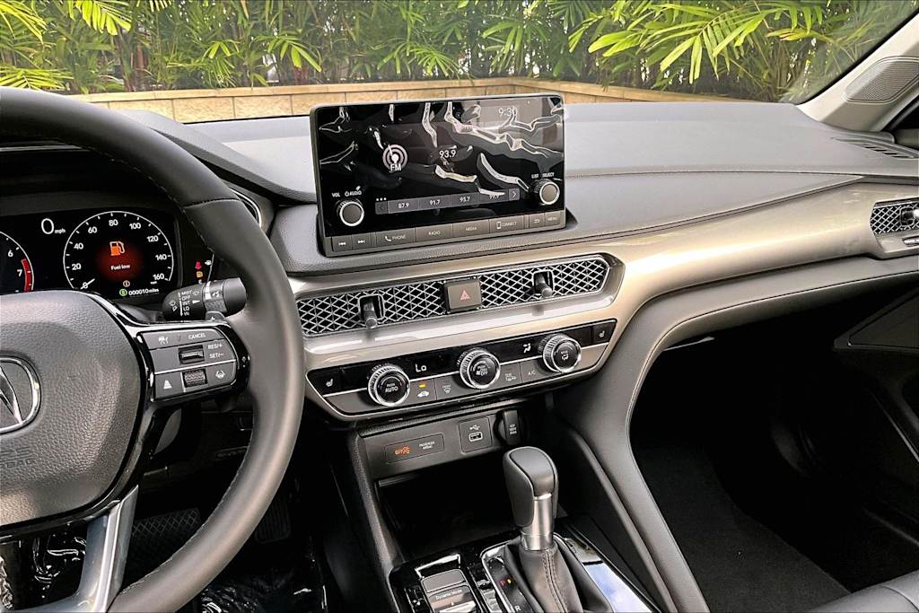 Thumbnail: 2025 Acura Integra - 15