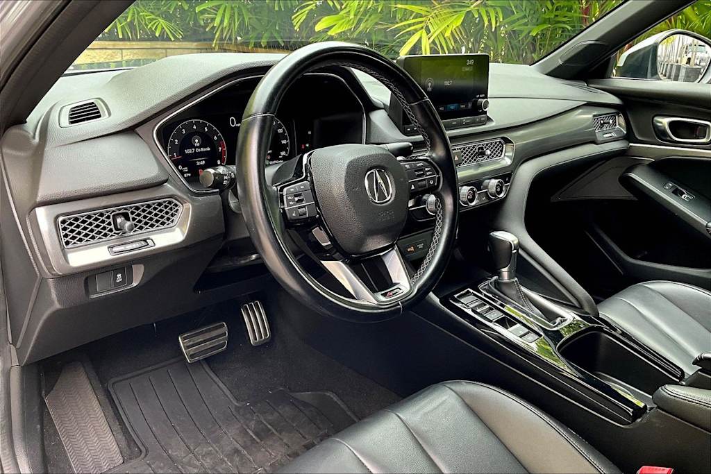 Thumbnail: 2023 Acura Integra - 2