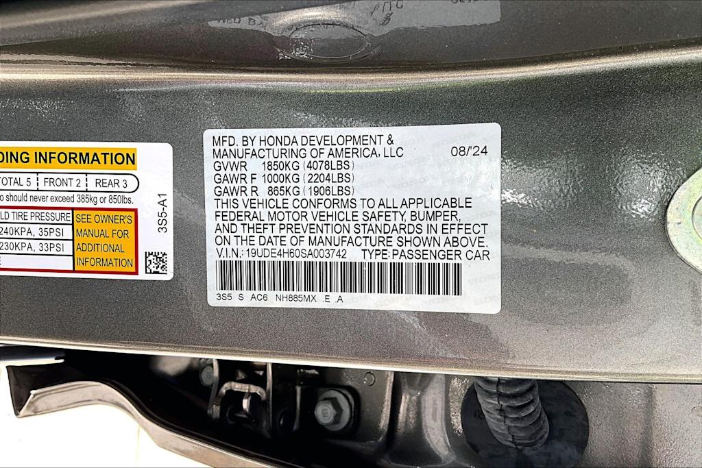 Thumbnail: 2025 Acura Integra - 20