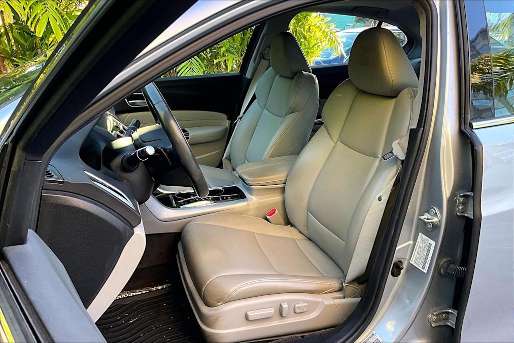 Thumbnail: 2019 Acura TLX - 10