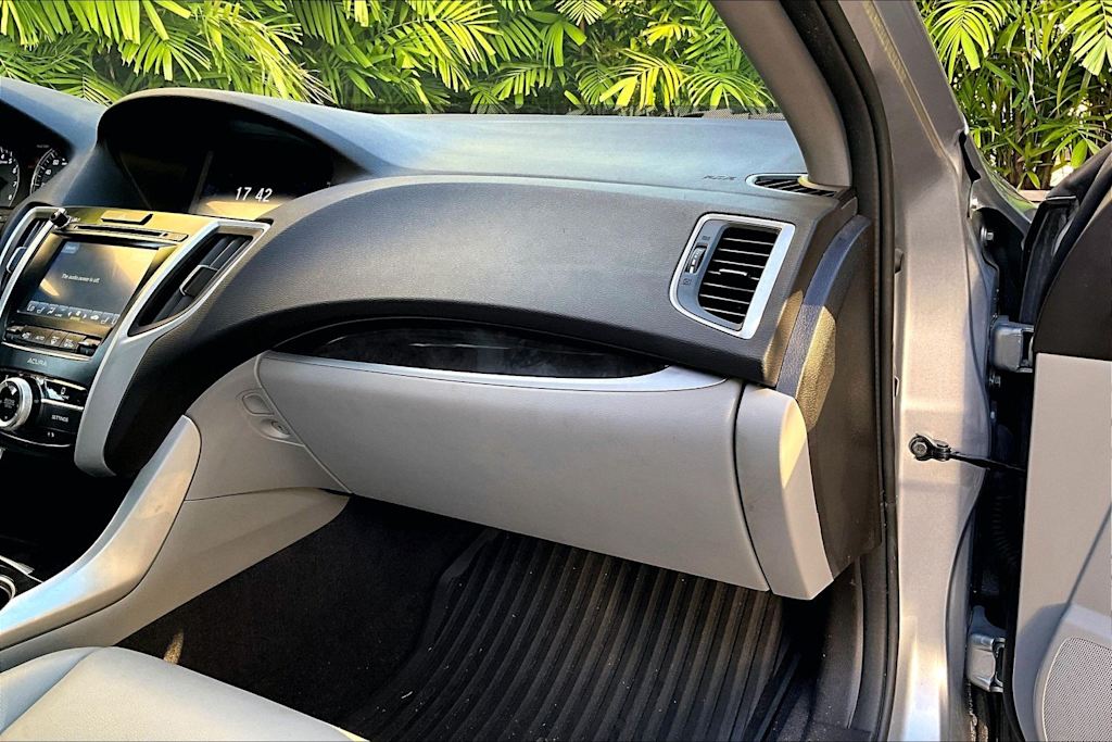 Thumbnail: 2019 Acura TLX - 24