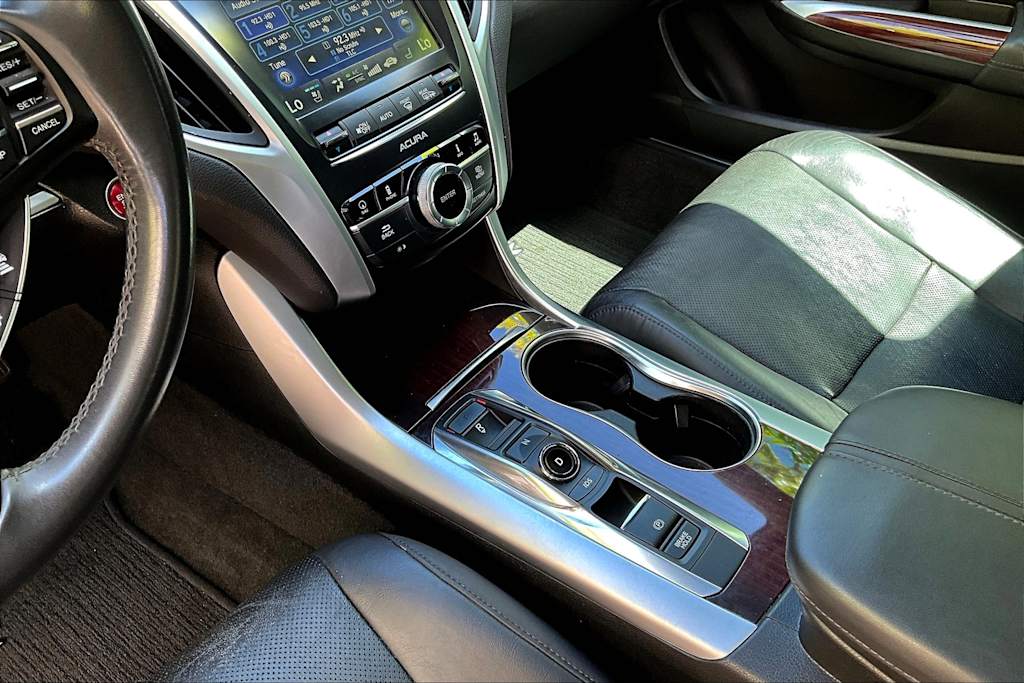 Thumbnail: 2015 Acura TLX - 17