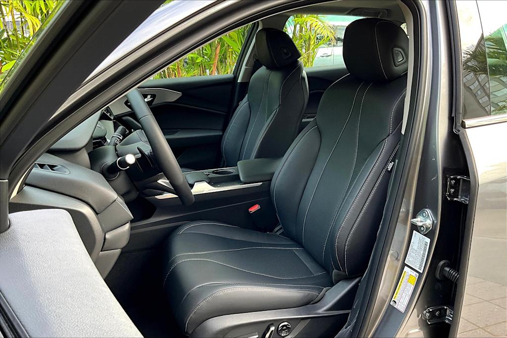 Thumbnail: 2025 Acura TLX - 11