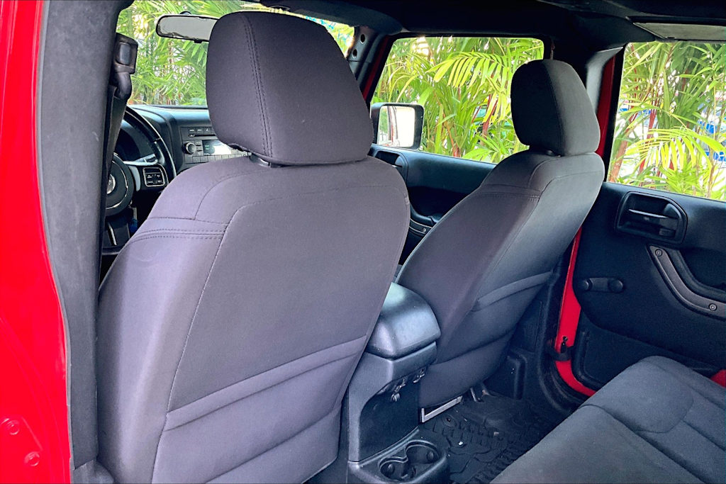 Thumbnail: 2017 Jeep Wrangler - 13