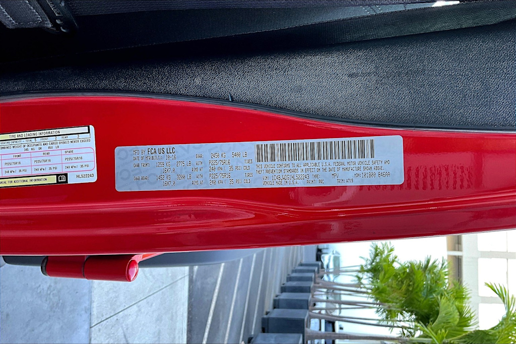 Thumbnail: 2017 Jeep Wrangler - 20