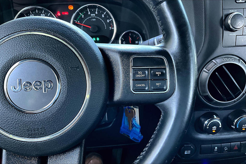 Thumbnail: 2017 Jeep Wrangler - 26