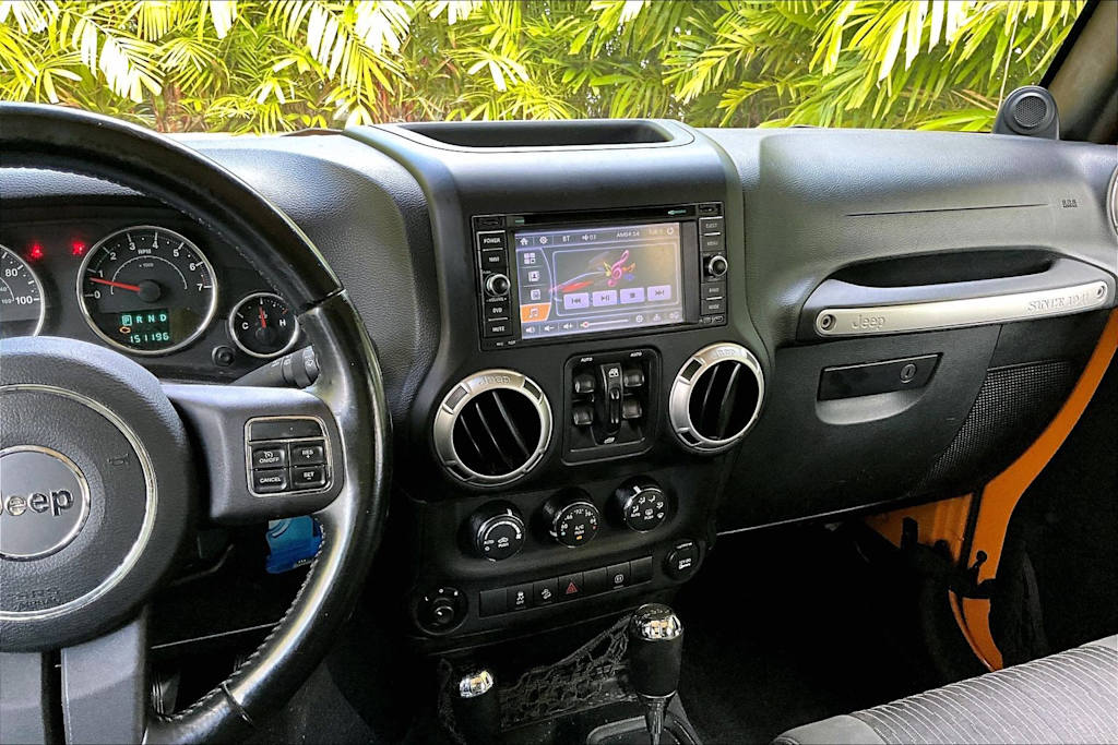 Thumbnail: 2012 Jeep Wrangler - 15