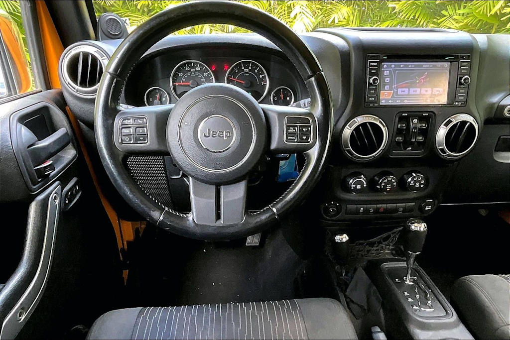 Thumbnail: 2012 Jeep Wrangler - 14