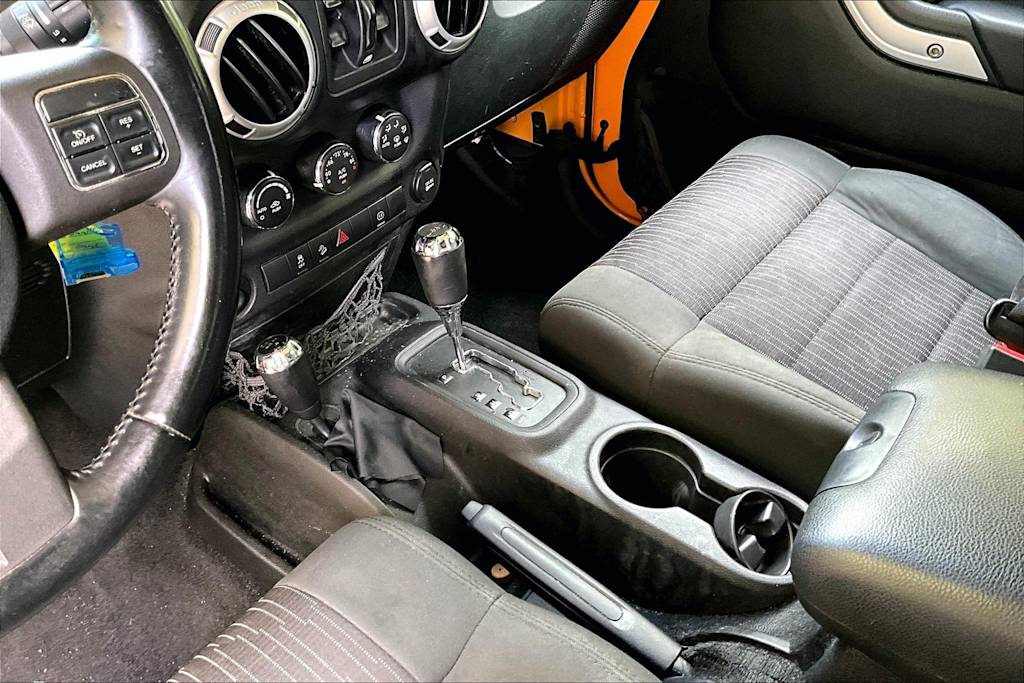 Thumbnail: 2012 Jeep Wrangler - 17