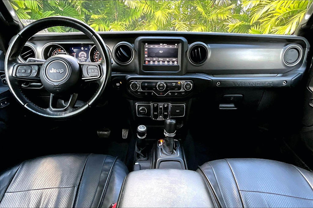Thumbnail: 2021 Jeep Wrangler - 9
