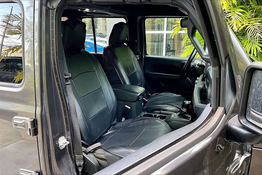 Thumbnail: 2021 Jeep Wrangler - 11