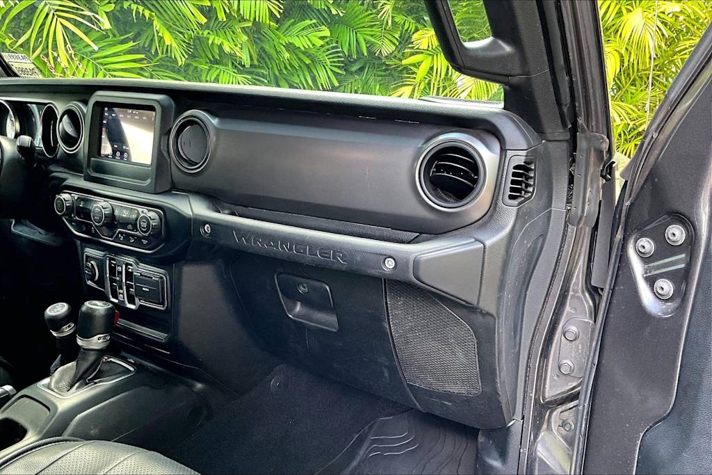Thumbnail: 2021 Jeep Wrangler - 24