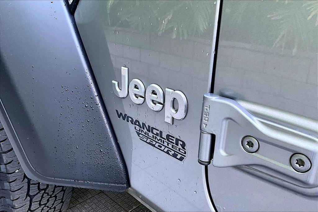Thumbnail: 2020 Jeep Wrangler - 7