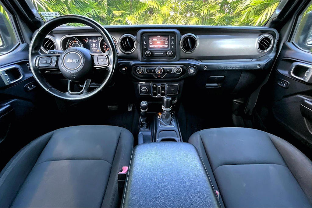 Thumbnail: 2020 Jeep Wrangler - 10