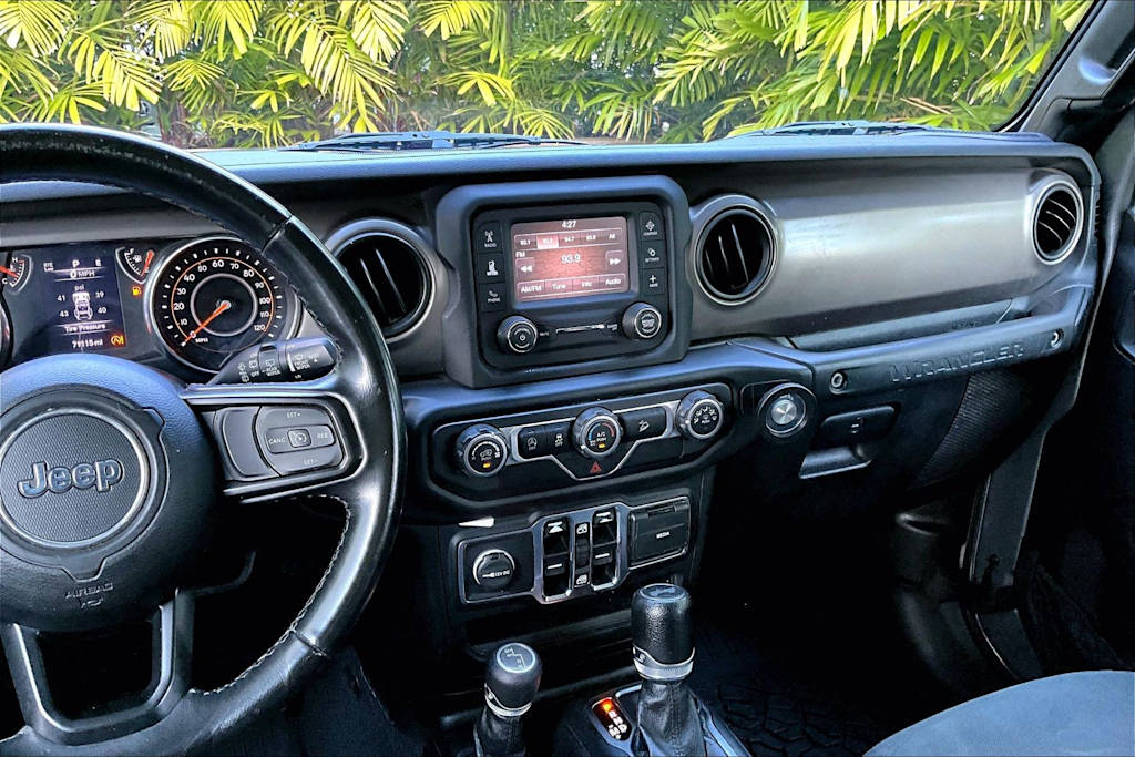 Thumbnail: 2020 Jeep Wrangler - 15