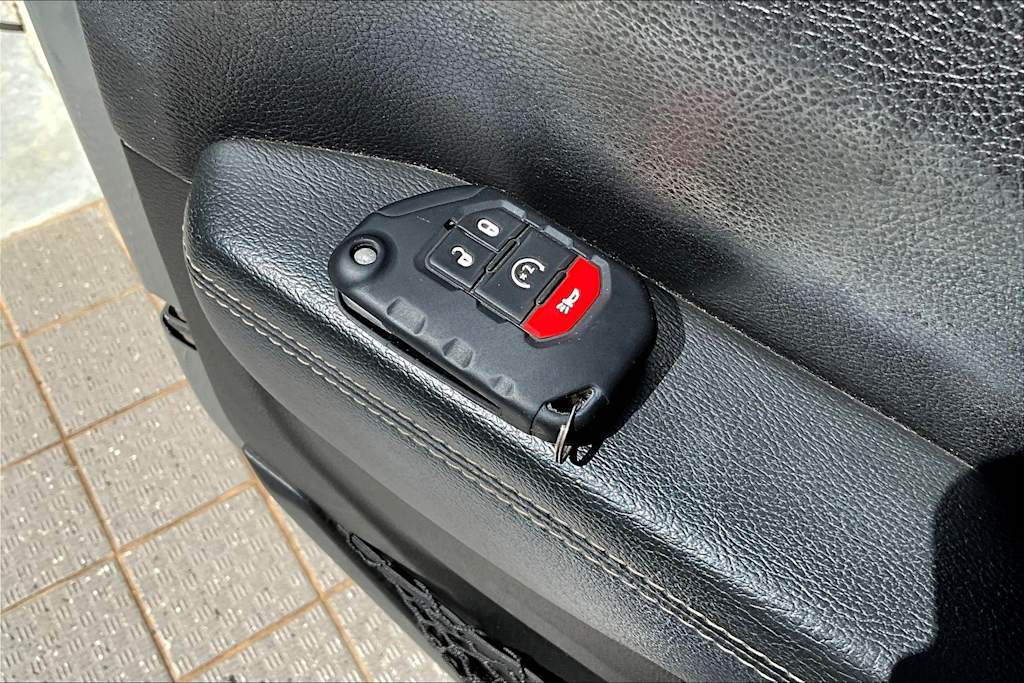 Thumbnail: 2020 Jeep Wrangler - 20