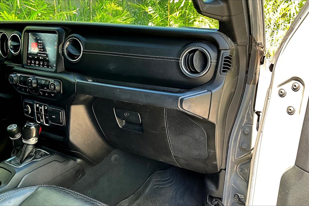 Thumbnail: 2020 Jeep Wrangler - 26