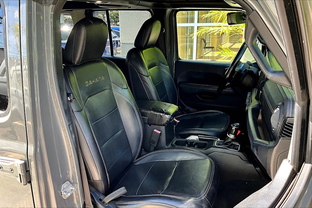 Thumbnail: 2020 Jeep Wrangler - 21